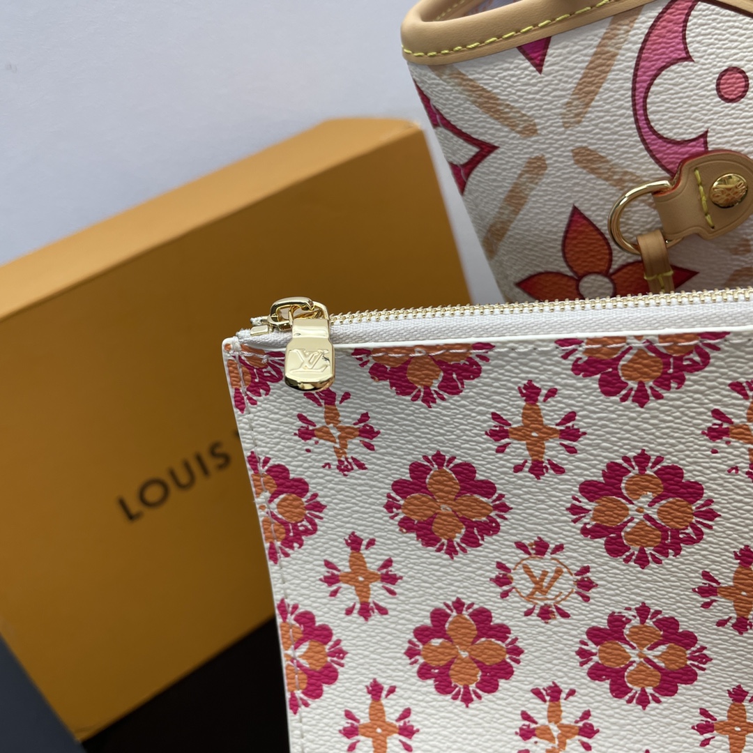 Louis Vuitton Shopping Bags